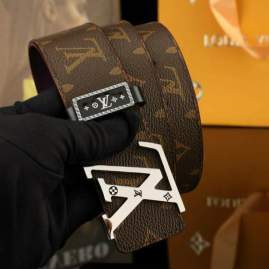 Picture of Louis Vuitton Belts _SKUfw186637689fw
